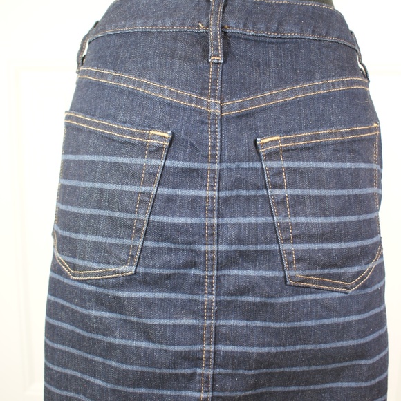 Fossil Denim Skirt - Picture 2 of 3